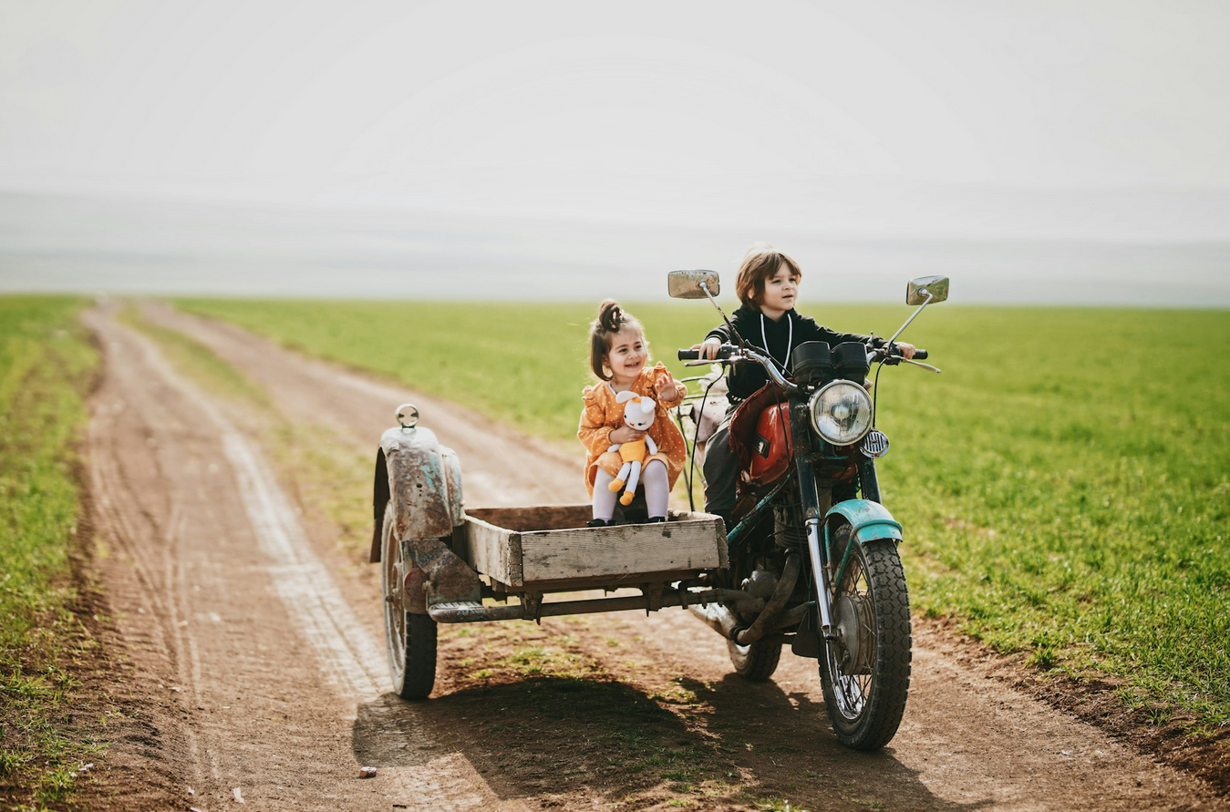 Top 10 Tips for Stress-Free Road Trips with Children